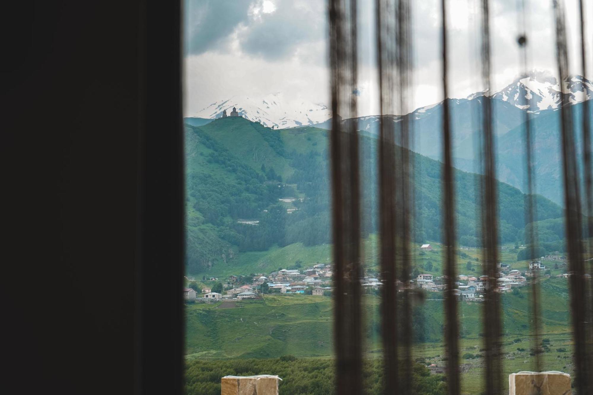 Hotel Toliketi Kazbegi Kültér fotó