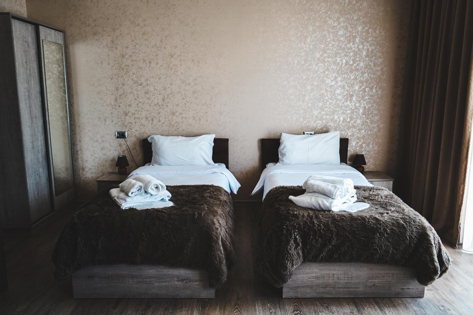 Hotel Toliketi Kazbegi Kültér fotó