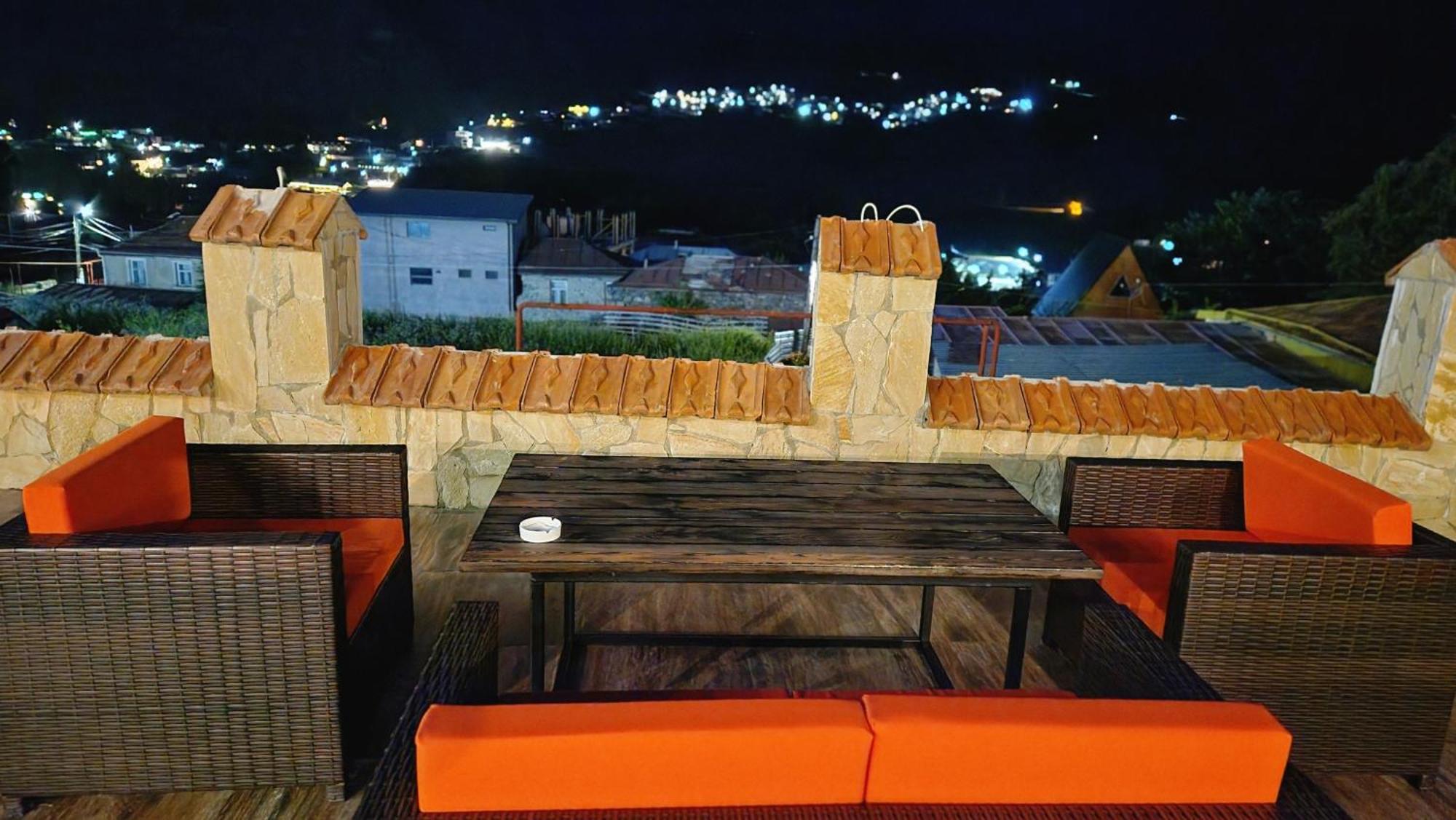 Hotel Toliketi Kazbegi Kültér fotó