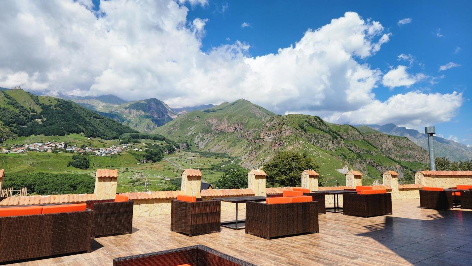 Hotel Toliketi Kazbegi Kültér fotó